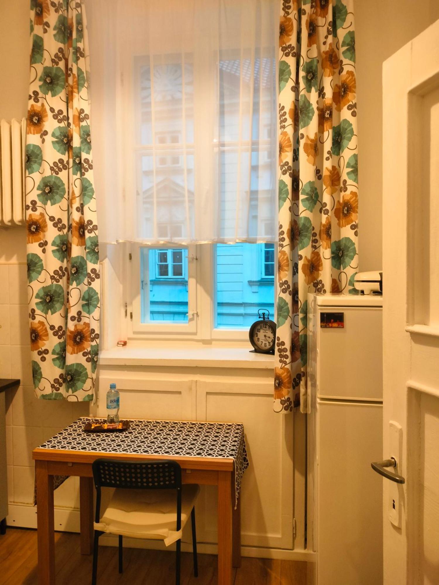 Przytulny Apartament Przy Barbakanie Varsovia Exterior foto